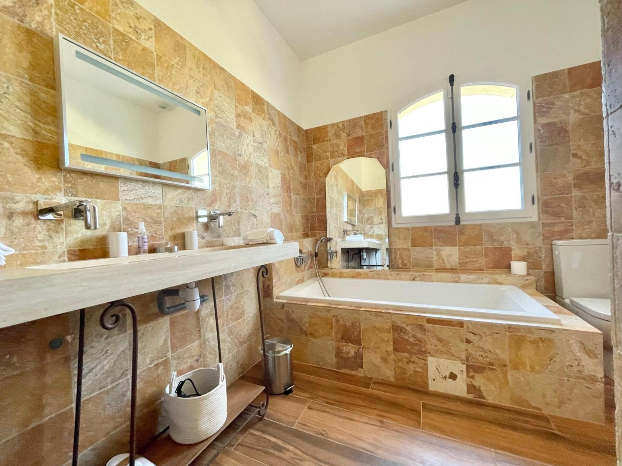 La Soleillade Aixoise Bed & Breakfast Aix-en-Provence Room photo